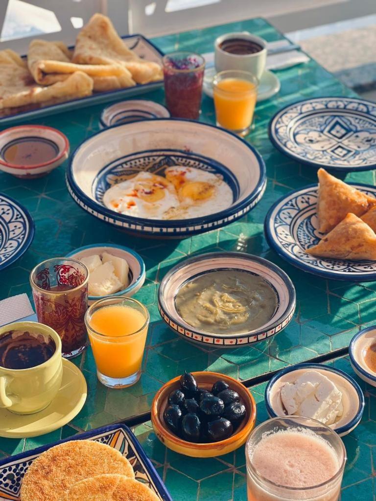 Riad Amelia - Lalla Amelia Room เทโทอัน ภายนอก รูปภาพ